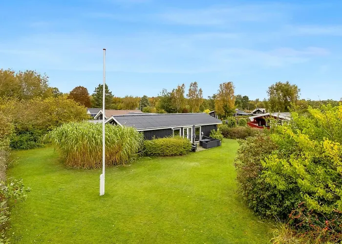 Lymke - 450m From The Sea By Interhome