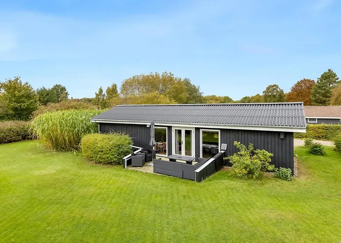 Lymke - 450m From The Sea By Interhome *