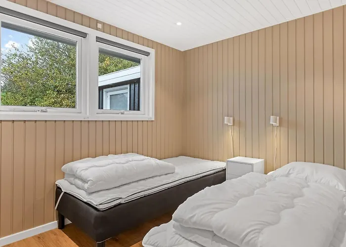 Lymke - 450m From The Sea By Interhome Semesterbostad *